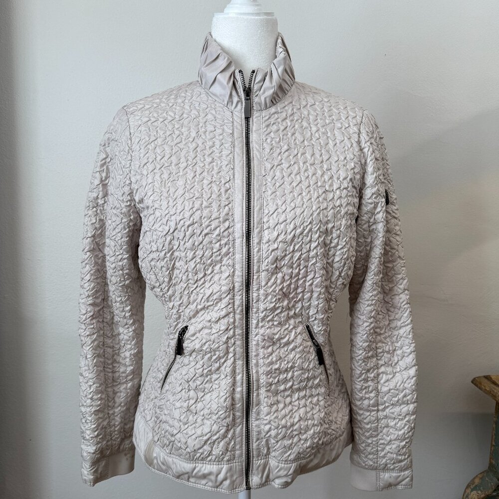 Zara Off White Quilted Long Sleeves Jacket